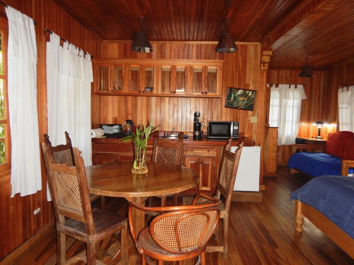 Los Quetzales Ecolodge & Spa سيرو بونتا المظهر الخارجي الصورة
